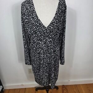 Metaphor Women's XL EG Black White Abstract Print Long Sleeve V Neck Wrap Dress